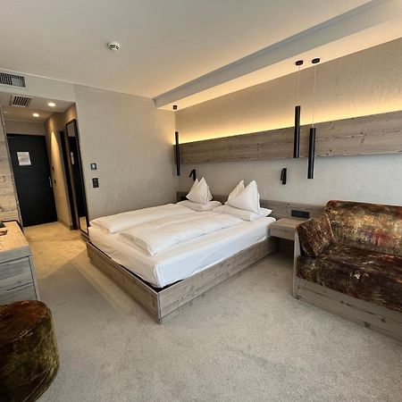Bonfanti Design Hotel Кьенес Экстерьер фото