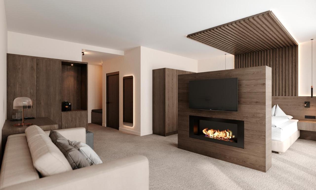 Bonfanti Design Hotel Кьенес Экстерьер фото